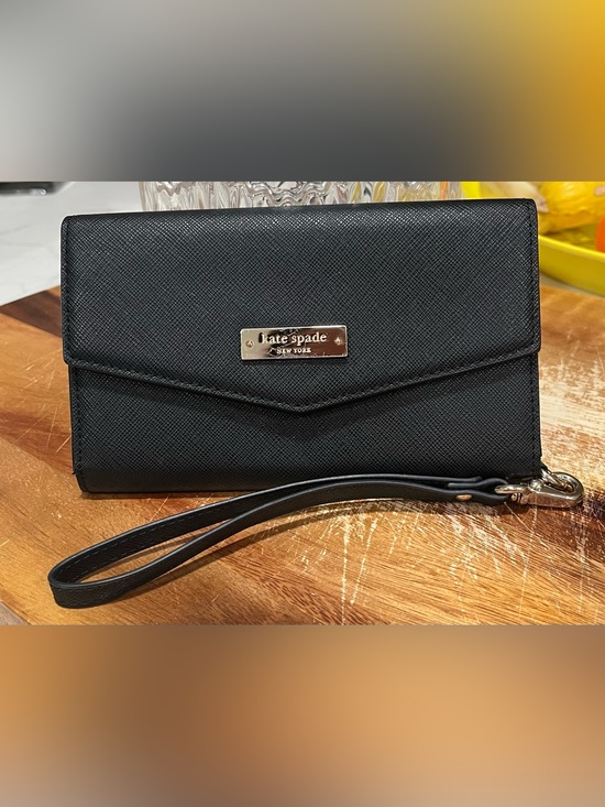 kate spade Handbags - Kate Spade Laurel Way iPhone Wristlet Wallet Black Saffiano Leather EUC